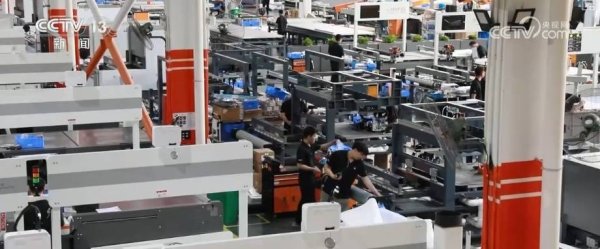 鼎牛配资 破5万亿元、增速10.4%，领跑全国！多维度透视前8个月外贸重磅数据亮点